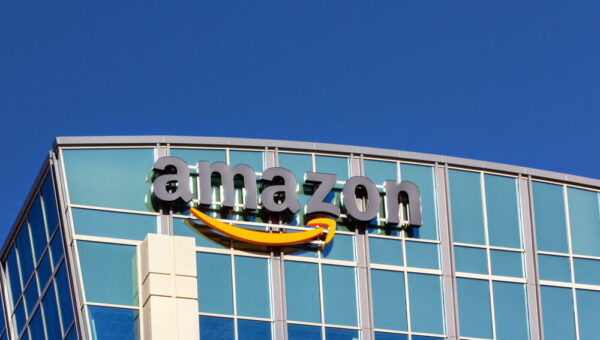 Amazon starts large-scale rollout of palm print-based payments