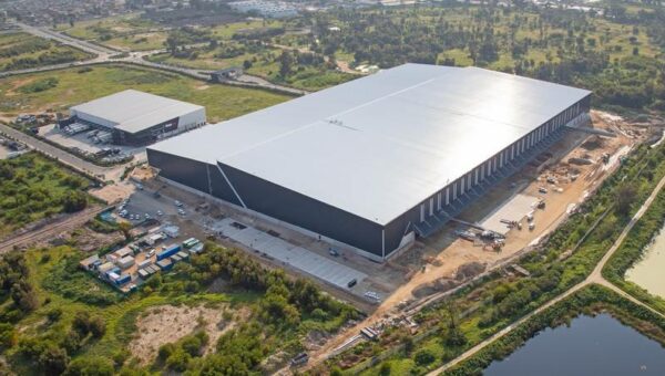 Massive Johannesburg Distribution Centre Opened By Foschini