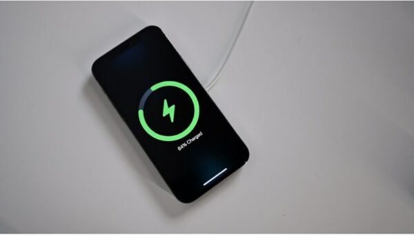 50% Longer of Phone Battery Life Method to Raise has Been Discovered by Scientists
