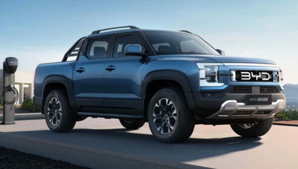 Ford Ranger and Toyota Hilux Rivals Were Unveiled by the BYD Shark Hybrid Pickup Truck